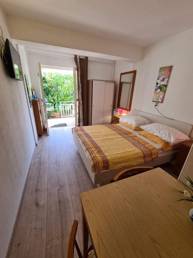 Apartments Ana Μεντουλίν Εξωτερικό φωτογραφία