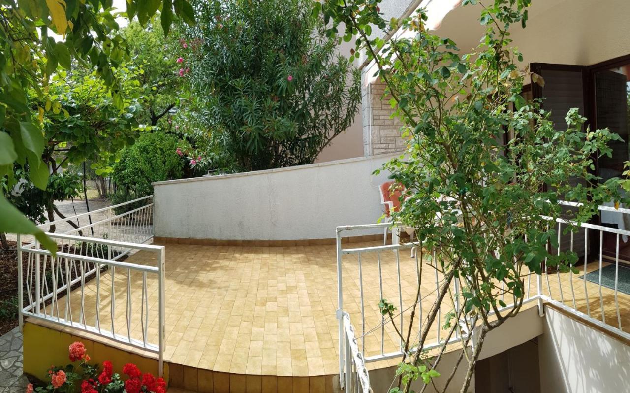 Apartments Ana Μεντουλίν Εξωτερικό φωτογραφία